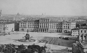 Mariinsky Palace Marie Palace Pietarin Iisakin aukiolla, 1870-luku tekijältä Albert Felisch
