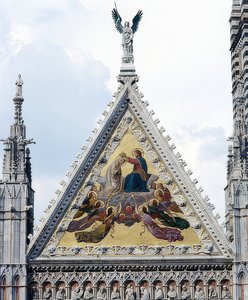 Sienan katedraali (Cattedrale di Santa Maria Assunta). 1215-1263. Yksityiskohta: mosaiikki Marian kruunauksella. 1878