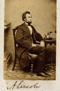 Allekirjoitettu carte-de-visite -valokuva Abraham Lincolnista, 1861 tekijältä Alexander Gardner