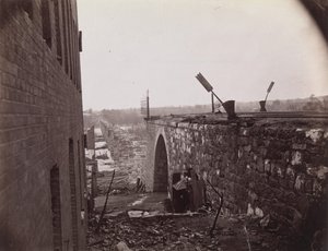 Richmond & Petersburg Railroad Bridgen rauniot, Richmond, Virginia, n. 1865. tekijältä Alexander Gardner