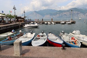 Gardajärvi Italiassa tekijältä Alexandra Joseph