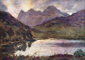 Lake District: Blea Tarn ja Langdale Pikes (värilitro). tekijältä Alfred Heaton Cooper