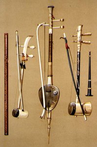Khlui, kolme so sam sai jousilla ja pi, thaimaalaiset instrumentit 