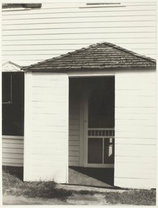 Ovi keittiöön, Lake George, 1934. tekijältä Alfred Stieglitz