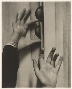 Georgia O’Keeffe – Kädet tekijältä Alfred Stieglitz