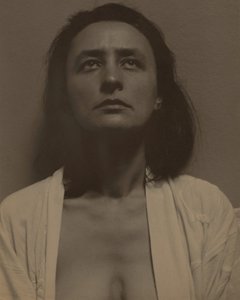 Georgia O’Keeffe tekijältä Alfred Stieglitz