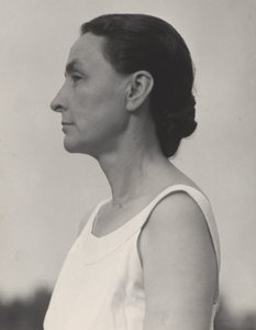 Georgia O’Keeffe tekijältä Alfred Stieglitz