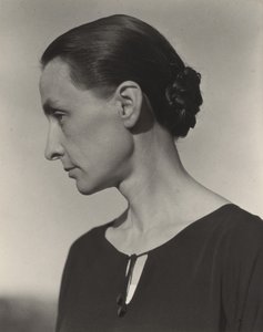 Georgia O’Keeffe tekijältä Alfred Stieglitz