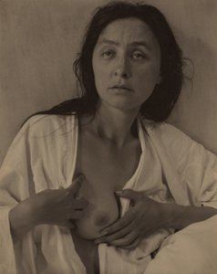 Georgia O’Keeffe tekijältä Alfred Stieglitz