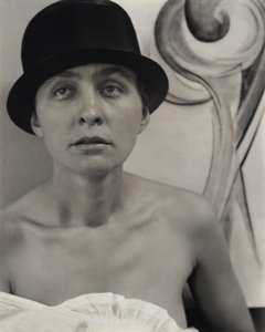 Georgia O’Keeffe tekijältä Alfred Stieglitz