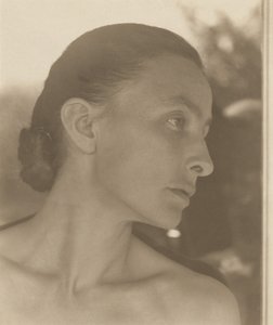 Georgia O’Keeffe tekijältä Alfred Stieglitz