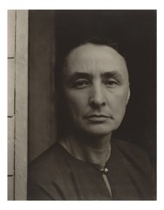 Georgia O’Keeffe: Muotokuva tekijältä Alfred Stieglitz