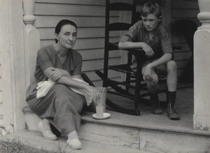 Georgia O’Keeffe ja Frank Prosser tekijältä Alfred Stieglitz