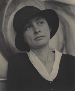  tekijältä Alfred Stieglitz