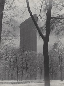 Flatiron tekijältä Alfred Stieglitz