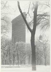Flatiron, 1903, painettu 192039. tekijältä Alfred Stieglitz