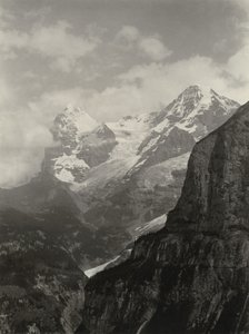 Jungfrau-konserni tekijältä Alfred Stieglitz