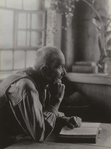 Kylän filosofi tekijältä Alfred Stieglitz
