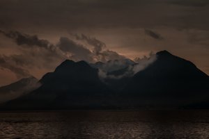 Der Lago Maggiore bei Morgengrauen, 2016