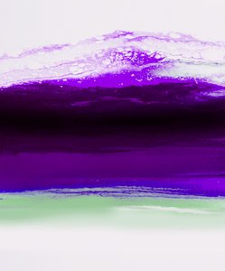 Syvä violetti-vihreä väriliukuma tekijältä Alyson Storms