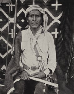 Navajoe-intiaani (m/w kuva) tekijältä American Photographer (after)