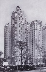 Chicago: yksi Chicagon huoneistohotelleista (m/w kuva) tekijältä American Photographer (after)