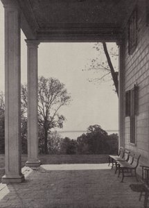 Mount Vernon: East Portico (m/w kuva) tekijältä American Photographer (after)