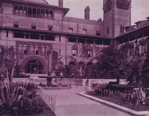Ponce De Leon Hotel, St Augustine, Florida (m/w kuva) tekijältä American Photographer (after)