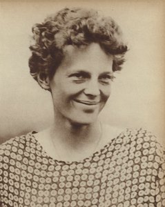 Amelia Earhart tekijältä American Photographer