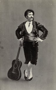 Guiseppe Campanari Figaron roolissa "Sevillan parturi" -elokuvassa (s/w-kuva). tekijältä American Photographer