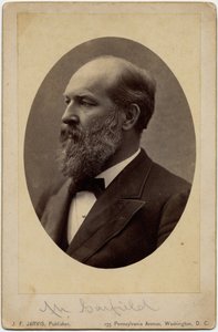 James Abram Garfield (1831-81), Amerikan yhdysvaltojen 20. presidentti, valokuva: J F Jarvis, Washington DC (albumikuva) tekijältä American Photographer