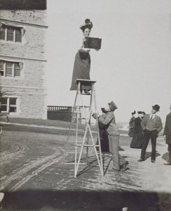 Jessie Tarbox Beals (1871-1942) Louisianan ostonäyttelyssä, 1904 tekijältä American Photographer