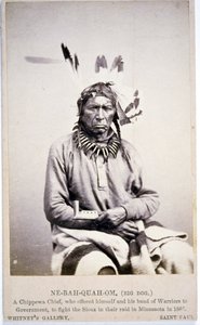 NE-BAH-QUAH-OM, Big Dog, Chippewan päällikkö, tarjoutui taistelemaan Siouxia Minnesotassa tekijältä American Photographer