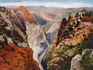 Kuninkaallisen rotkon reunalla (värikuva) tekijältä American Photographer