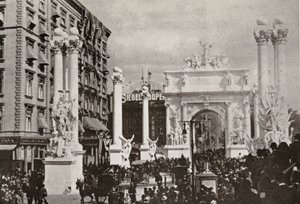 Dewey Arch Fifth Avenue -hotellin edessä osoitteessa 23rd St., New York City, juhlii voittoa Espanjasta 1899 tekijältä American Photographer