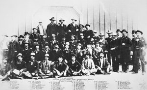Johnson Countyn Wyomingin sodan "hyökkääjät". tekijältä American Photographer