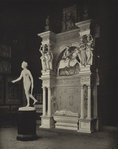 Louis De Brezen hauta Rouenin katedraalissa tekijältä American Photographer
