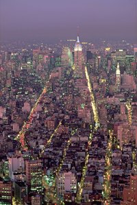 Manhattan yöllä tekijältä American School