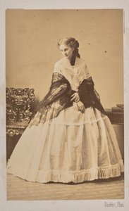 Herttuatar Sofia de Morny 1838-1896, syntynyt kreivitär Trubetskaya, 1862. tekijältä Andre Adolphe Eugene Disderi