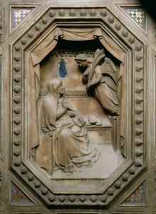 Tabernaakkeli, Neitsyt Marian ilmestys, yksityiskohta, 1359 kivi.