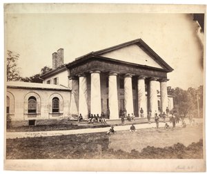 Arlington Housen edessä, 28. kesäkuuta 1864 (seepiakuva)