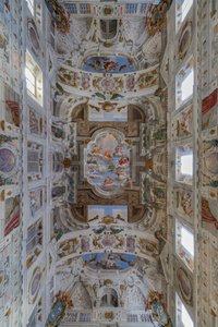 Bolognan neljänneksiä sisältävän salin katto, Kaartin sali, Este Ducal Palace, Sassuolo, Italia. tekijältä Angelo Michele Colonna
