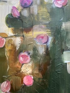 Vaaleanpunaisia kukkakuvioita