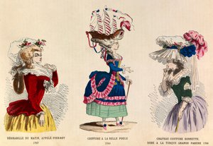 Vasemmalta oikealle: Deshabille du matin nimeltä Pierrot vuonna 1787; Hiustyyli a la Belle Choule vuonna 1780; Hattuhattu ja mekko turkkilainen upea koriste 1786 - yksityinen kokoelma tekijältä Anonymous Anonymous