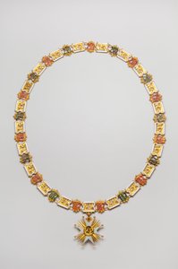 Bavieren kuningaskunta - Pyhän Hubertin ritarikunta: kaulakoru, jota käytti Luitpold, Duke en Baviere (1890-1973) - 1700-luvun loppu - Kulta ja Emaux - Kaulakoru: L 122 cm; paino 460 g (riipus mukana) - Riipus: D 7,5 cm - Yksityiskokoelma tekijältä Anonymous Anonymous