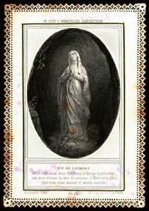 Hurskas kuva: "" Notre Dame de Lourdes"" Dentelee-kortti. 1800-luvulla. Yksityinen kokoelma tekijältä Anonymous Anonymous