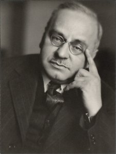 Anonyymin Alfred Adlerin (1870-1937) muotokuva. Valokuva tekijältä Anonymous Anonymous