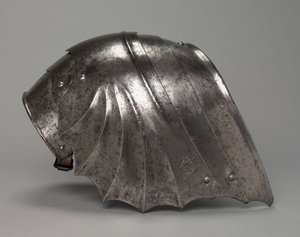 Goottilainen viuhkamainen pauldron, n. 1485-1500 (teräs) tekijältä Antonio Missaglia