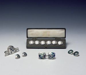 A Selection of Liberty Silverwork, n. 1901-07 (hopea)