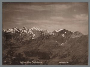 Näkymä Gspaltenhornille, Blüemlisalpille ja Schilthornille Bernin Alpeilla Panorama of the Jungfraukette (sarjan nimi)